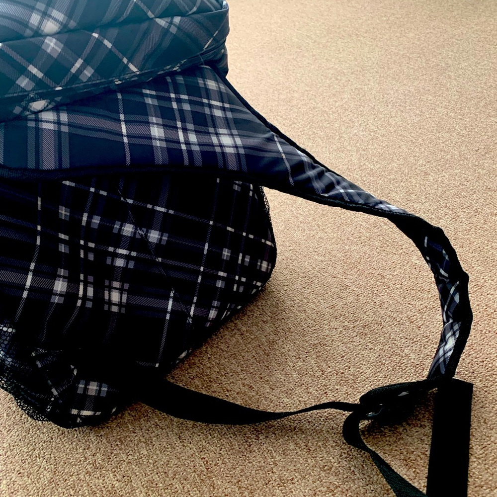 Thirty One - black and white checkered backpack